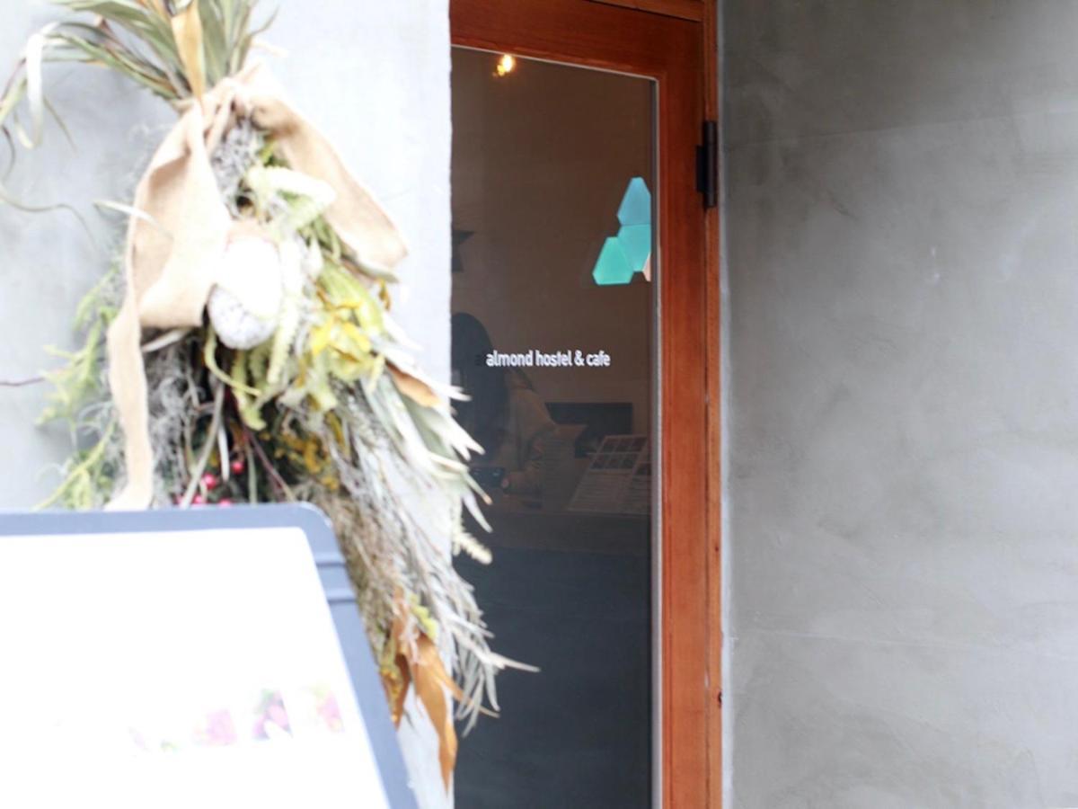 Almond Hostel & Cafe Shibuya Tokyo Eksteriør billede
